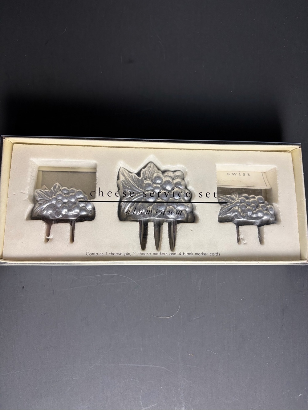 Pier 1 Imports Cheese Service Set (Pin, Markers & Cards) Grape Vines Classic
